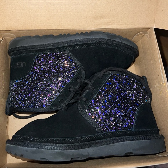 COSMO UGG BOOTS - Picture 3 of 4